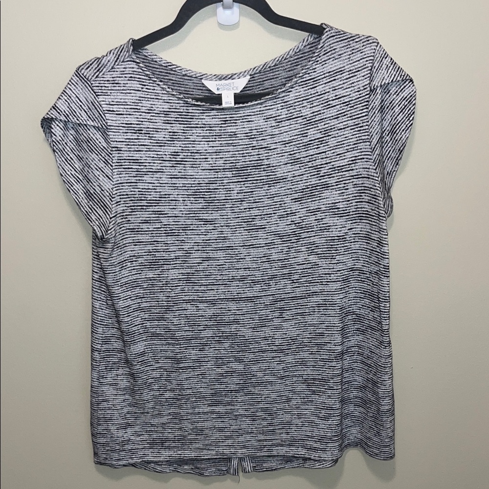 Market & Spruce Black and White Short Sleeve Top